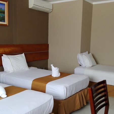 Bora Hotel Iquitos Exteriör bild
