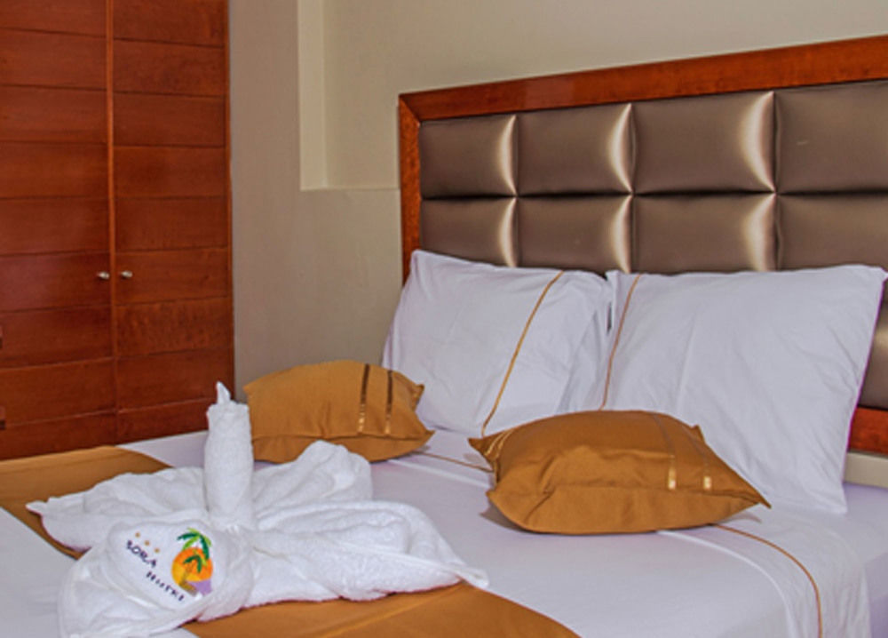Bora Hotel Iquitos Exteriör bild